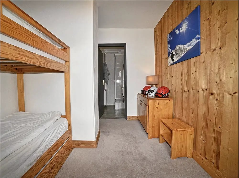 bed2